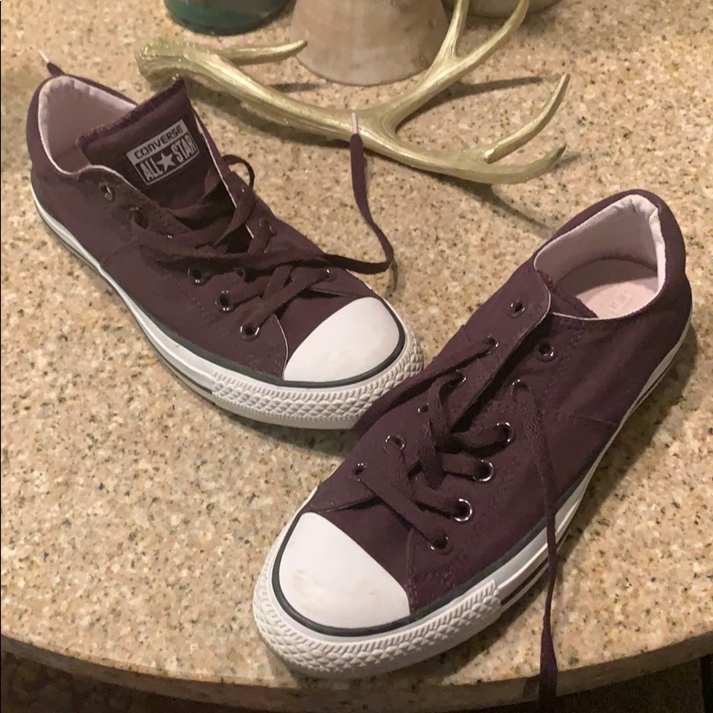 Women’s converse sneakers